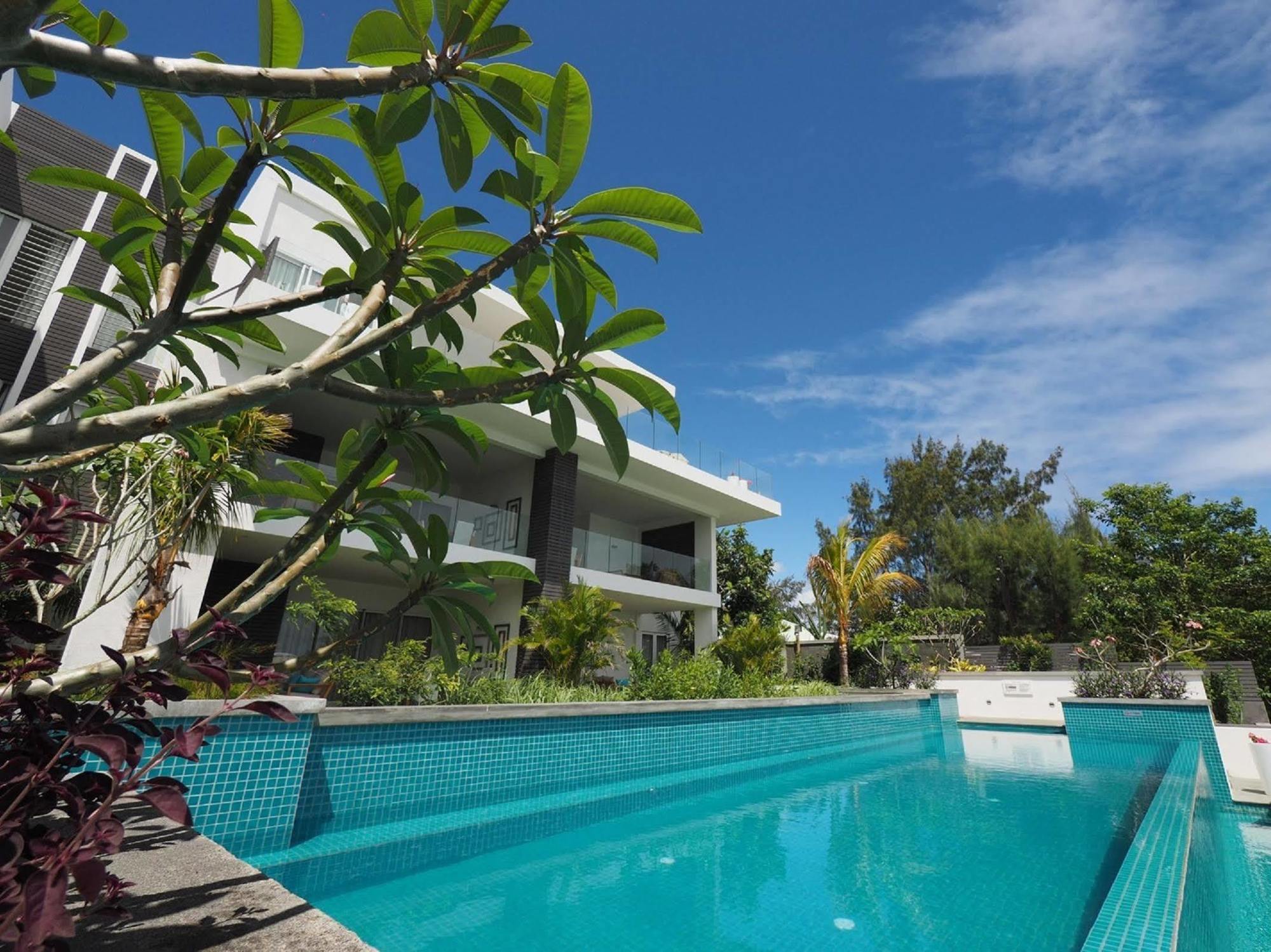 Myra Seafront Suites With Lov Cap Malheureux Exterior photo