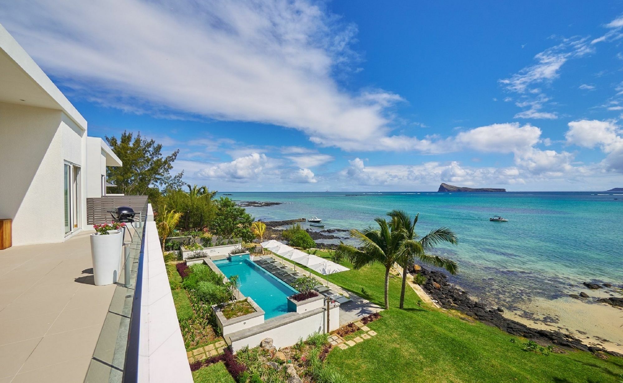 Myra Seafront Suites With Lov Cap Malheureux Exterior photo