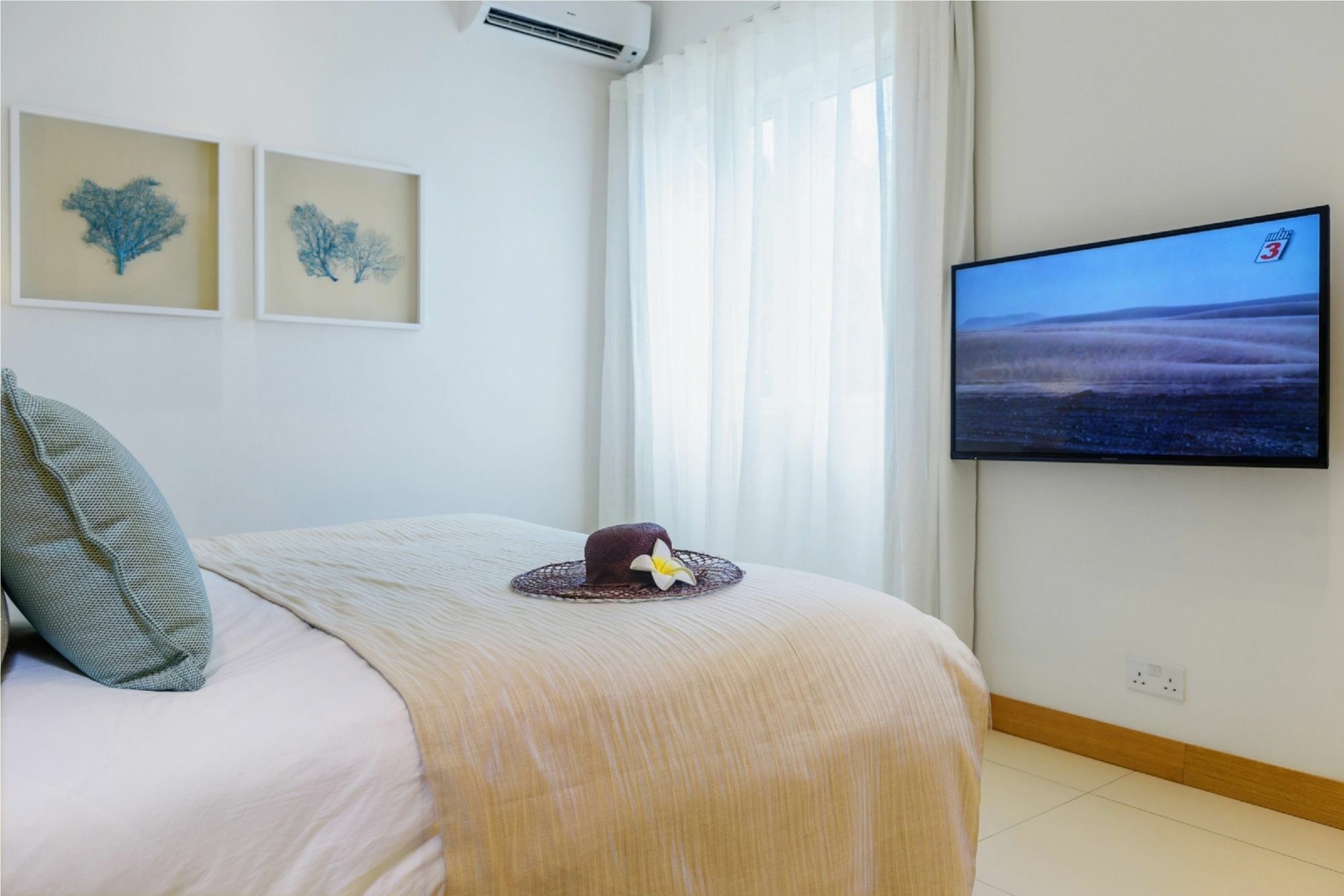 Myra Seafront Suites With Lov Cap Malheureux Exterior photo