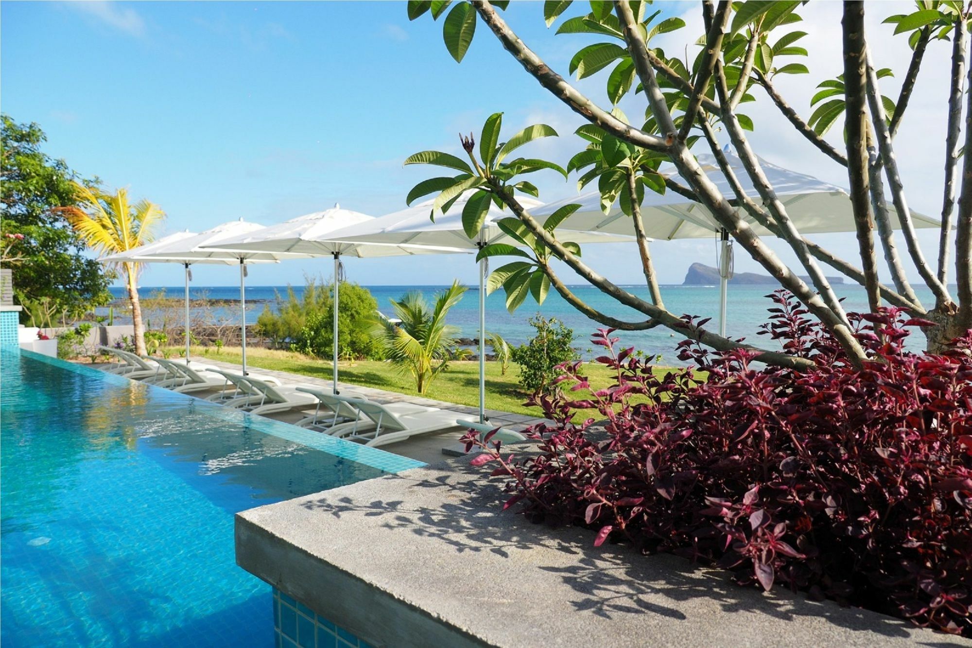 Myra Seafront Suites With Lov Cap Malheureux Exterior photo